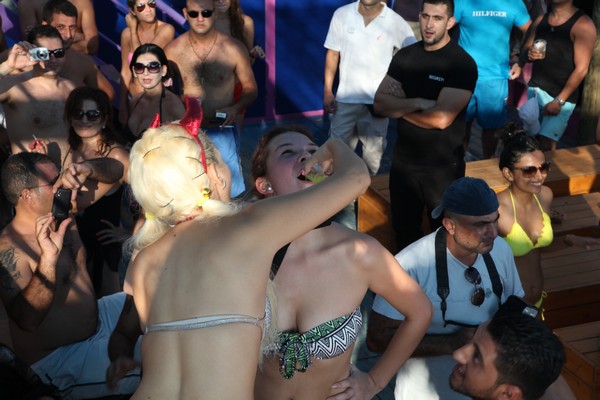 Champagne Showers 